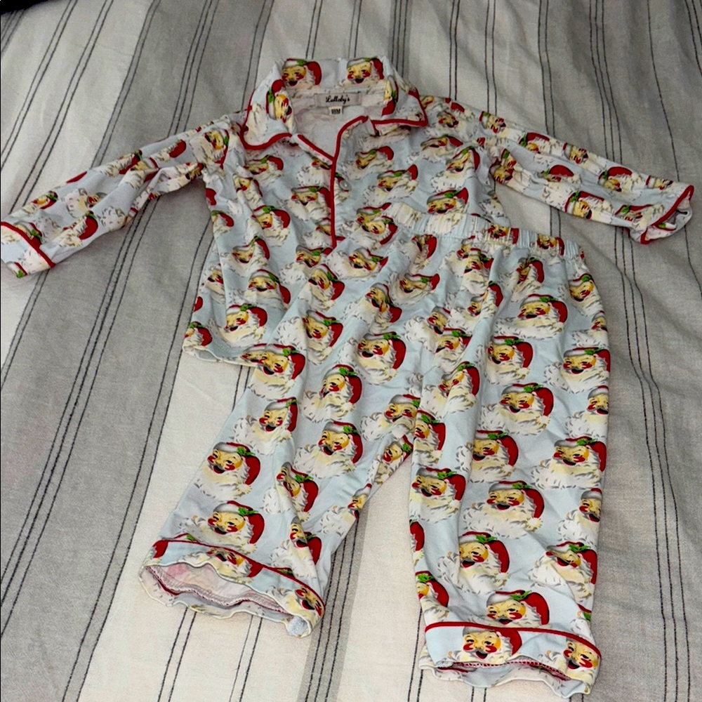 Vintage Santa Print 18 Month Pajamas